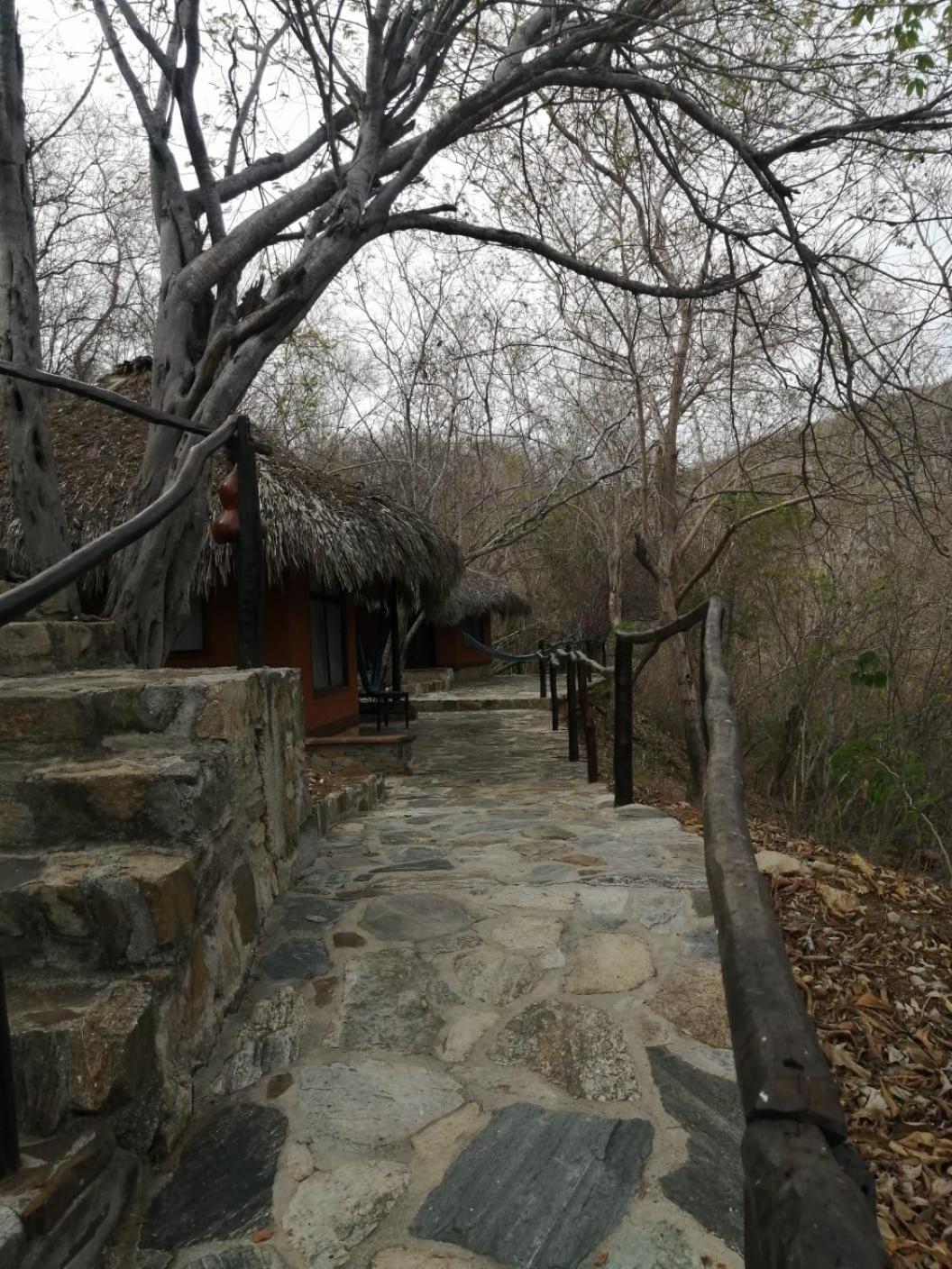 Hotel Bahia De La Luna Arroyo Cruz Ngoại thất bức ảnh