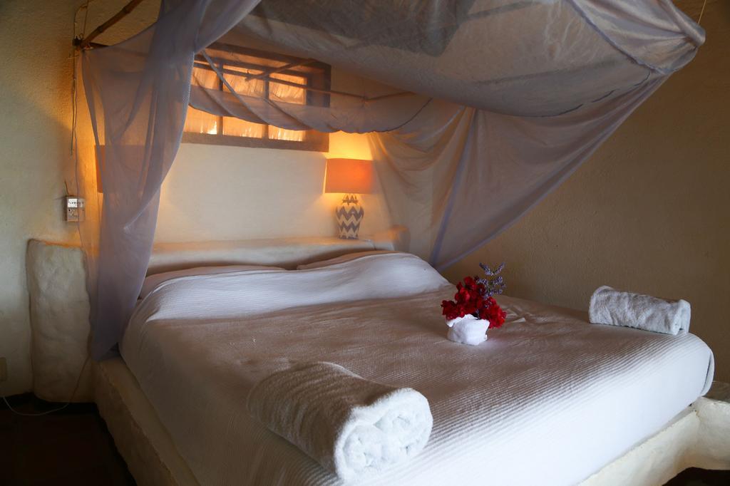 Hotel Bahia De La Luna Arroyo Cruz Ngoại thất bức ảnh