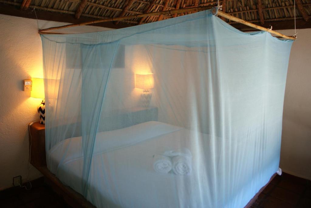 Hotel Bahia De La Luna Arroyo Cruz Phòng bức ảnh