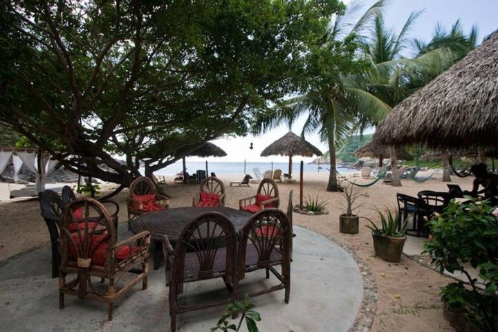 Hotel Bahia De La Luna Arroyo Cruz Ngoại thất bức ảnh
